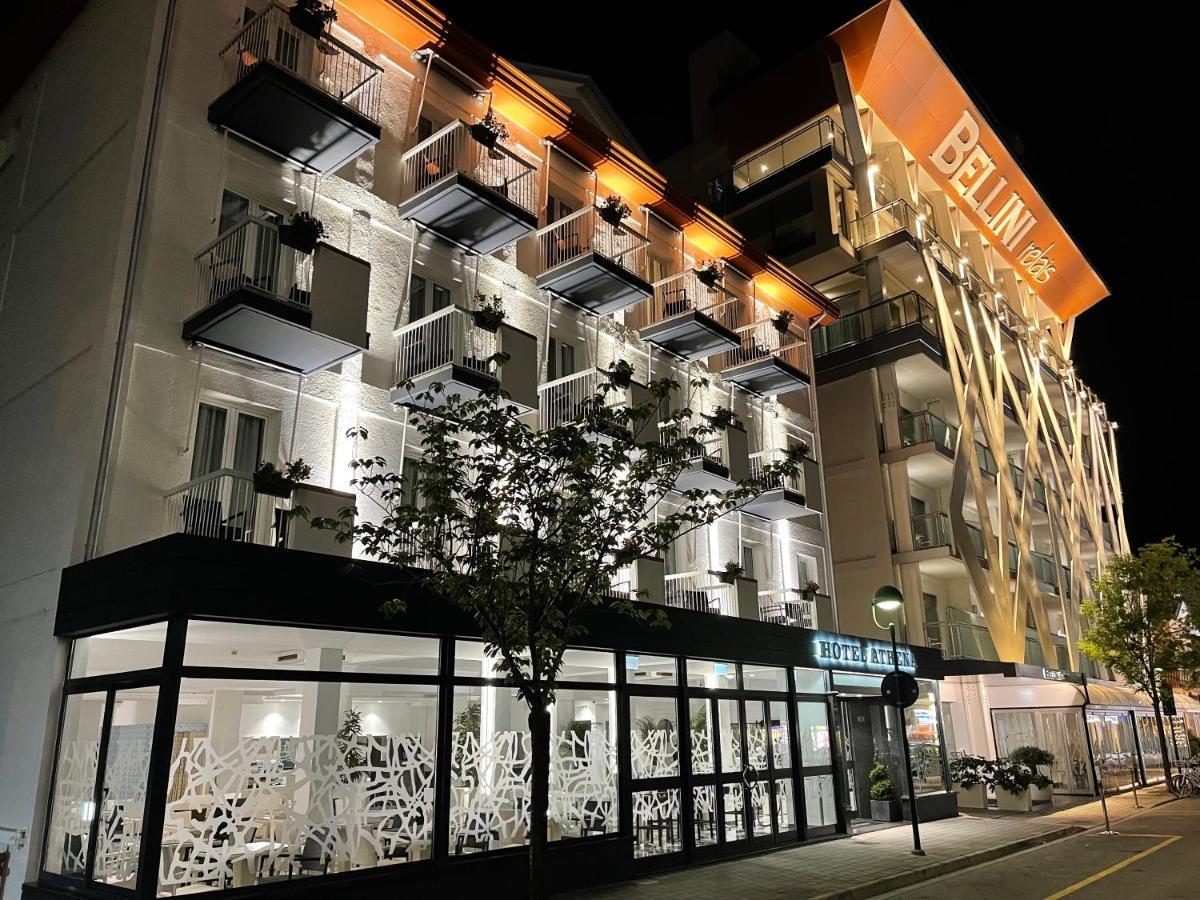 Hotel Athena Линяно Сабиадоро Екстериор снимка